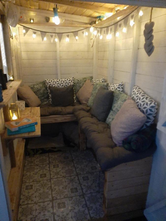 Stunning Riverside Town House With Views Ayrshire ガーバン エクステリア 写真
