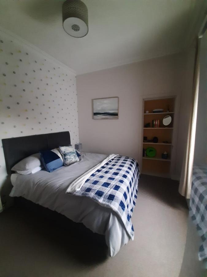 Stunning Riverside Town House With Views Ayrshire ガーバン エクステリア 写真